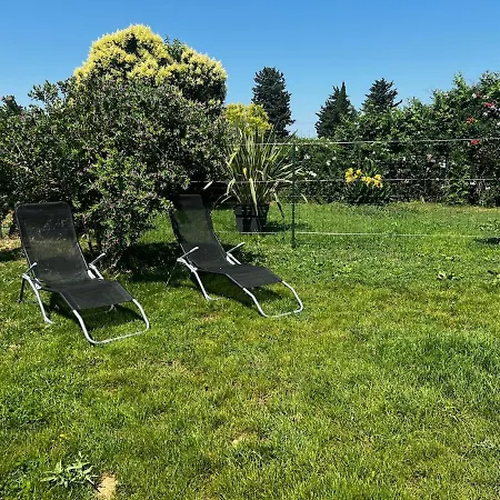 Le 255-cote Jardin Apartmán *
