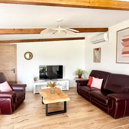 Le 255-cote Jardin Apartmán *