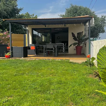 Le 255-cote Jardin *
